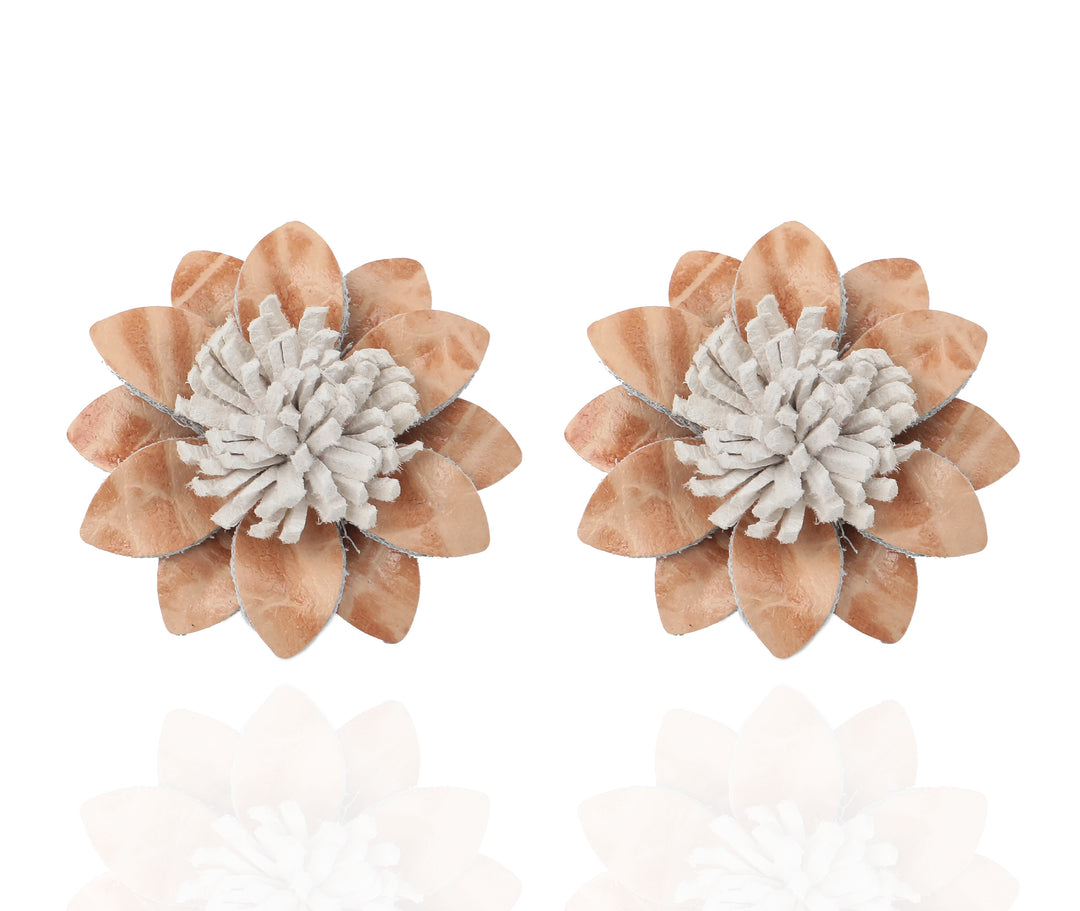 Natural & Cream Floral Stud Earrings